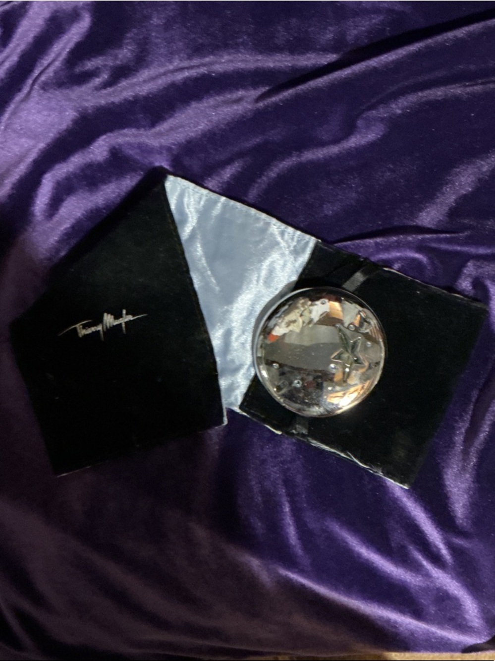 Thierry Mugler Angel Silver Star Compact with Black Velvet Pouch